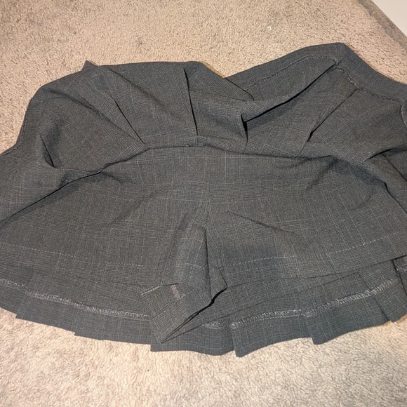 ZARA Pleated Dark Grey Pleated Skort Built In Belt Schoolgirl - Picture 3 of 4